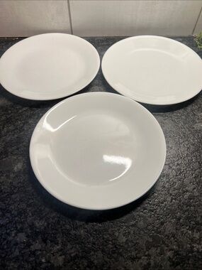 Vintage Corelle Winter Frost White Ceramic lunch or salad Plates - Set of 3